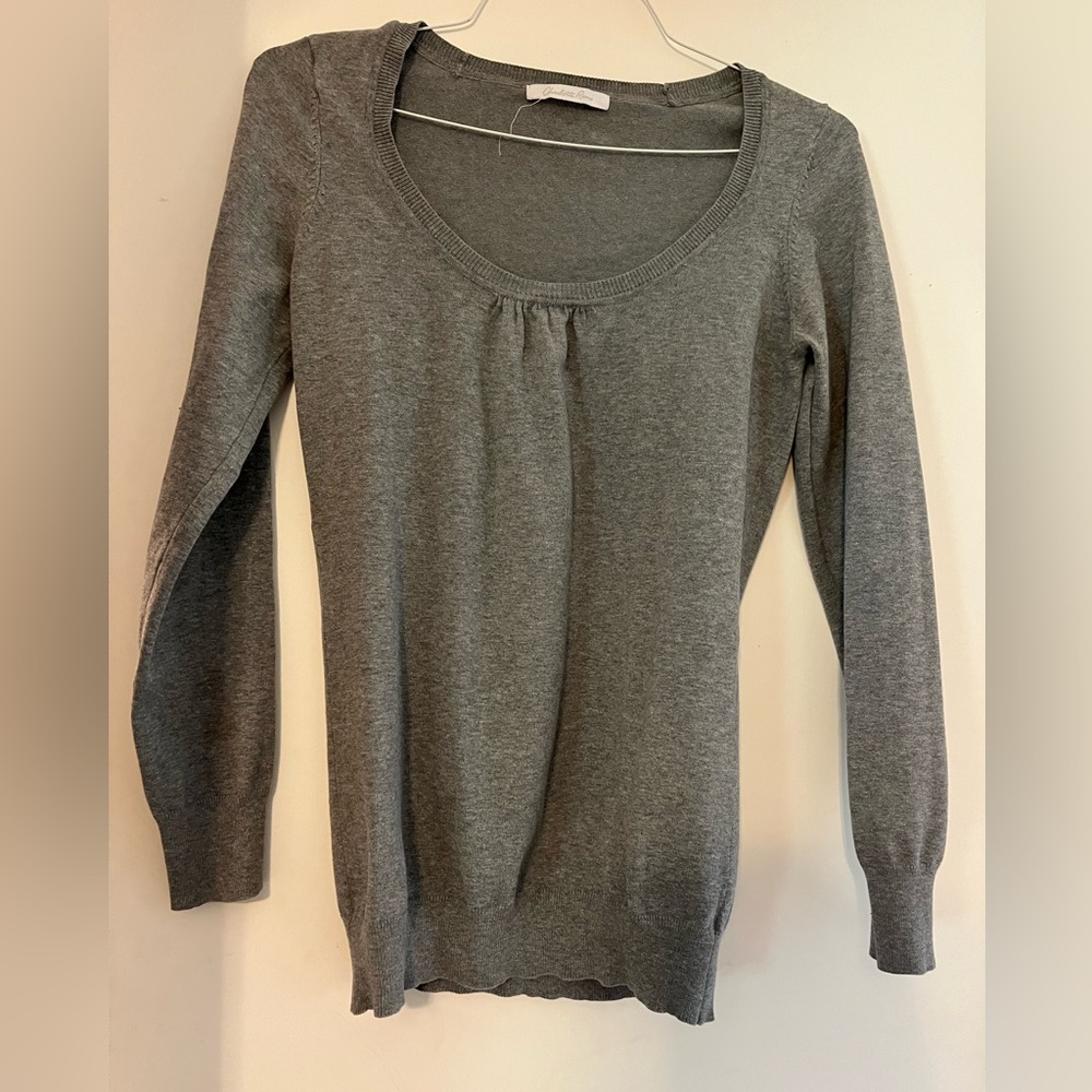 Gray sweater